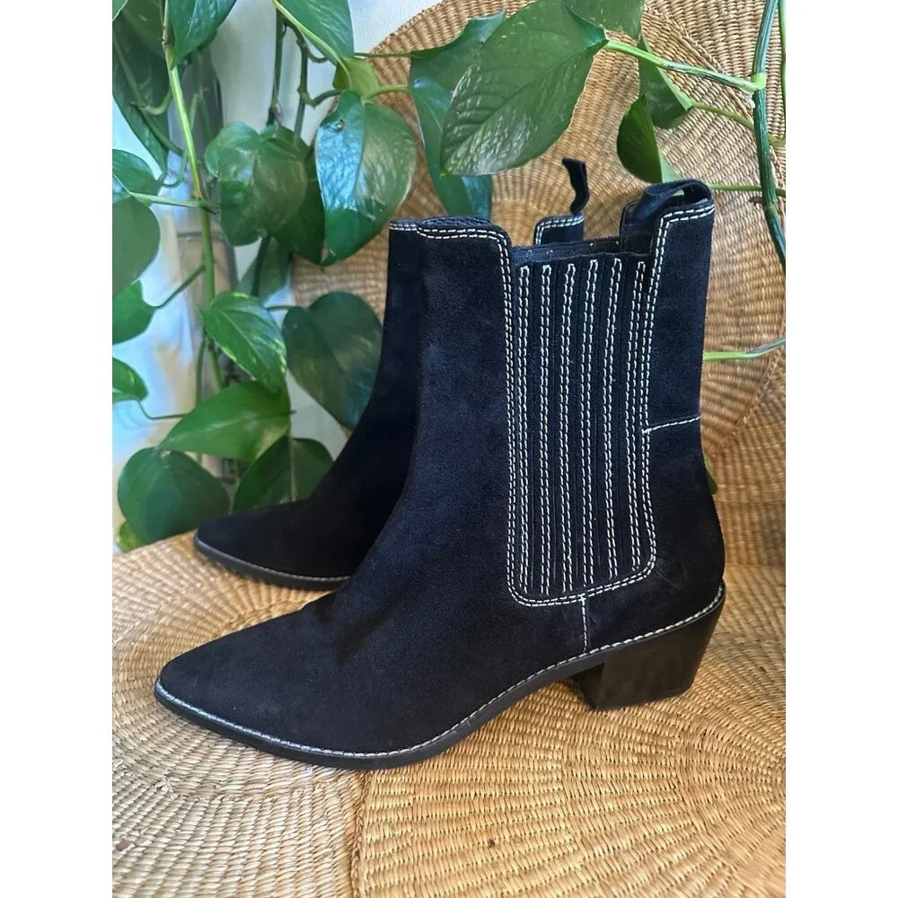 Suede H&M Women’s size 9 black and white boots